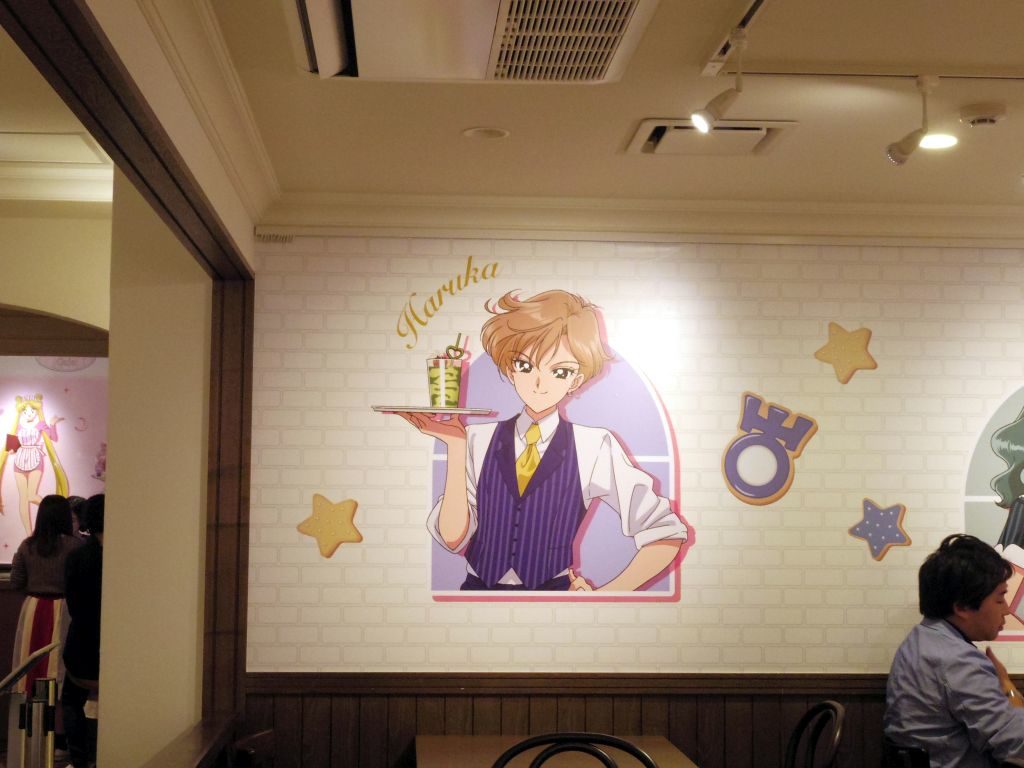 Inside the Sailor Moon Cafe (3)