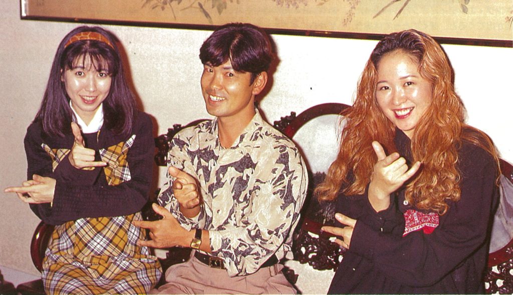 Kotono Mitsuishi, Toru Furuya, and Masako Katsuki strike a familiar pose